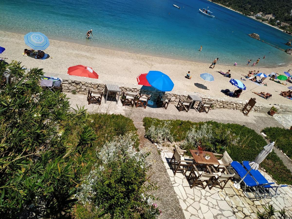 Fetsis Apartments Áyios Nikítas Esterno foto