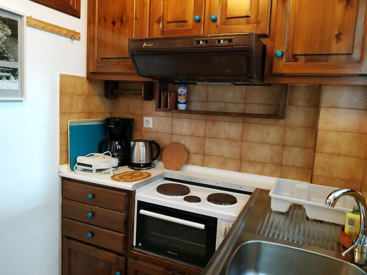 Fetsis Apartments Áyios Nikítas Esterno foto